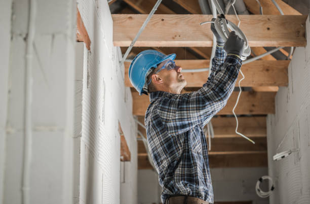 Best Licensed Electrician  in Waunakee, WI